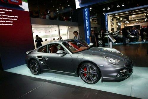 �������A ȫ�±��r��911 Turbo��܇���� ��܇֮��