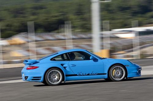 �C�����|������ԇ�{���r���¿�911 Turbo