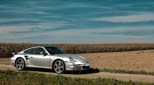 �C�����|������ԇ�{���r���¿�911 Turbo