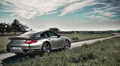 �C�����|������ԇ�{���r���¿�911 Turbo