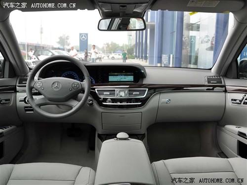 ��܇֮�� �M(j��n)�ڱ��Y ���Ys��(j��) 2010�� s 300l ���F��