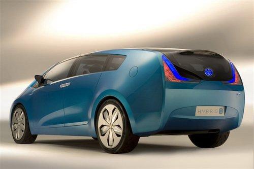 ������Դ�M�е��� �S��Ƴ����J˹MPV ��܇֮��