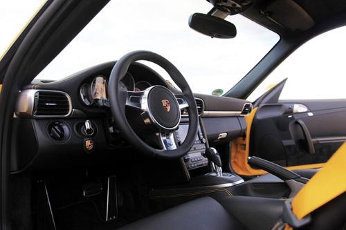 �ٶ�ˇ�g(sh��) ����ԇ�{�¿�r(sh��)��911 Turbo
