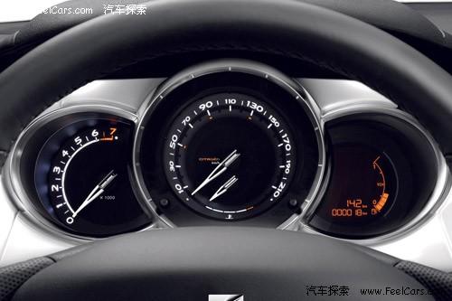ѩ�F��DS3Ӣ��(gu��)�ۃr(ji��)13�fԪ ����3���_��