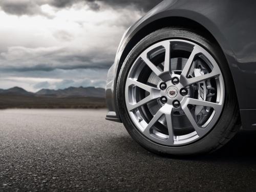 �P������CTS-V coupe