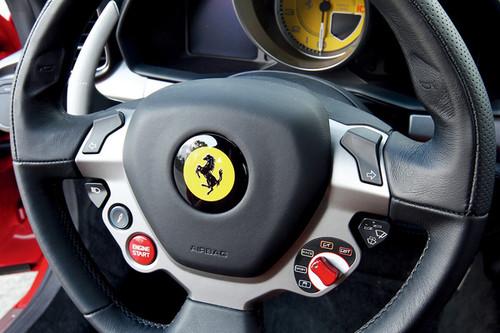 ���Ҍ��� ԇ���������³���458 Italia