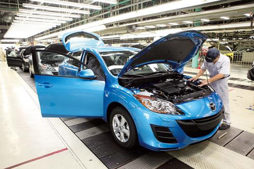 Mazda3�Ɏ������ �L���R���_(d��)Ŀ��(bi��o)����