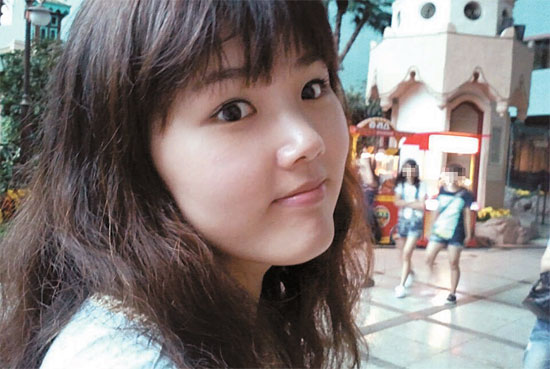 韓沉船發(fā)現(xiàn)女教師遺體為救學(xué)生來不及穿救生衣