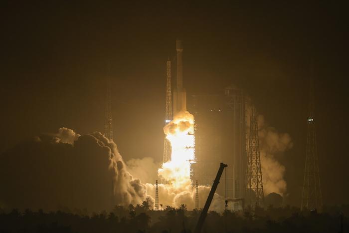 中國(guó)成功發(fā)射通信技術(shù)試驗(yàn)衛(wèi)星二十四號(hào)